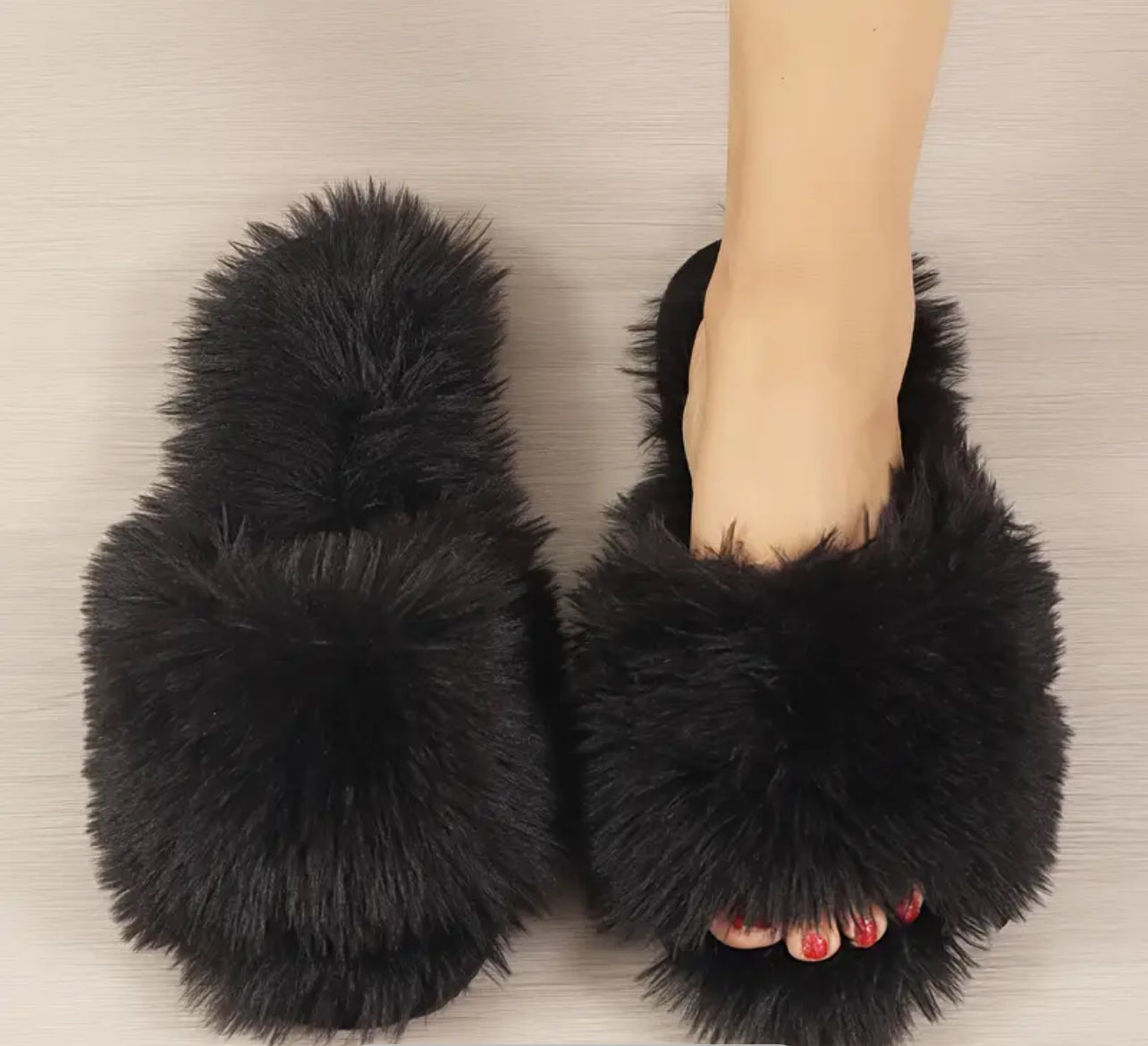 HC- Slippers