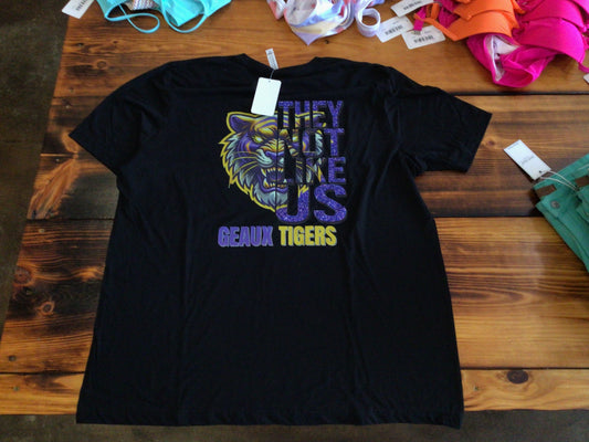 Black tiger tee